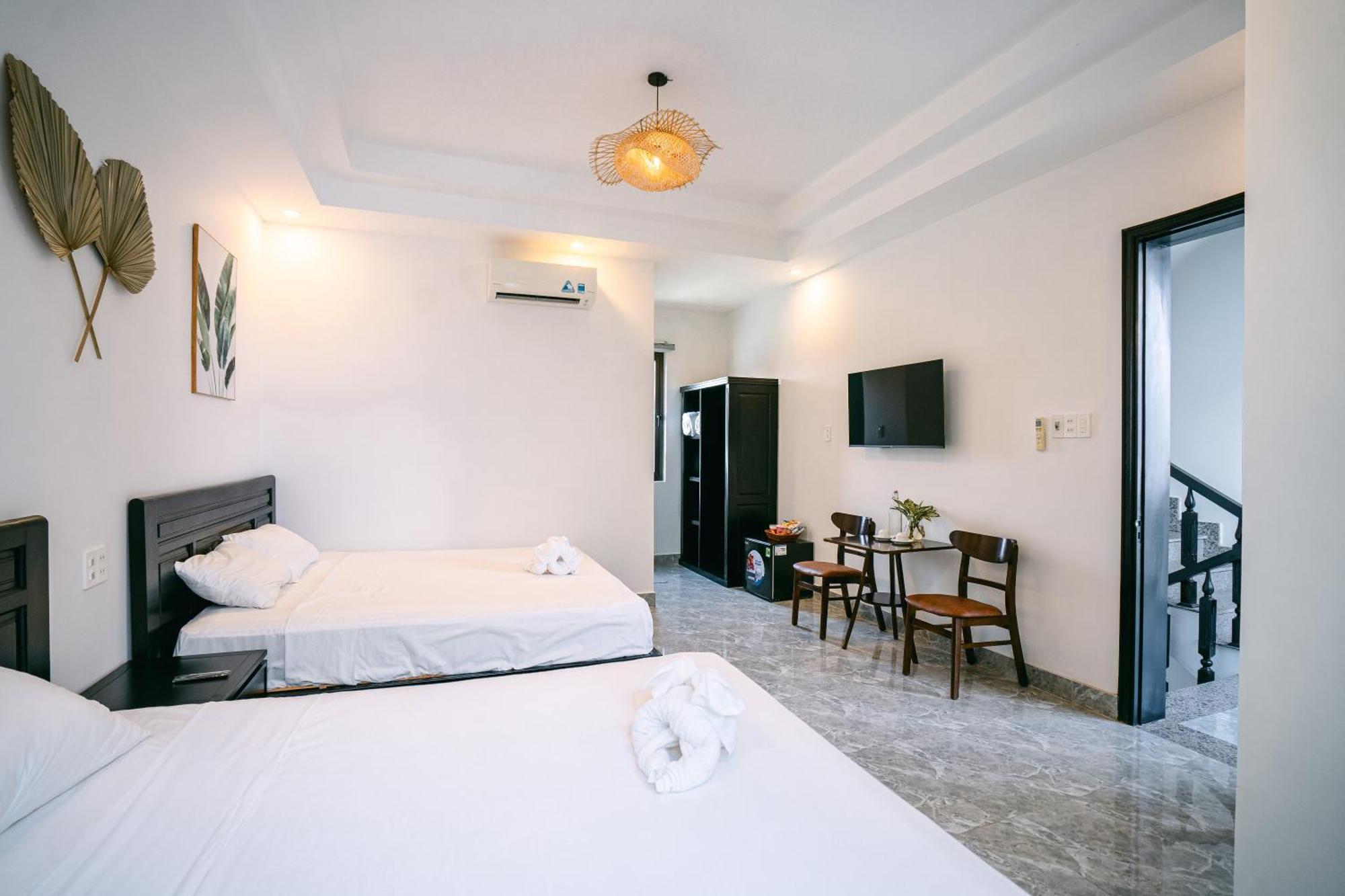 Beach Palm Villa Hội An Buitenkant foto