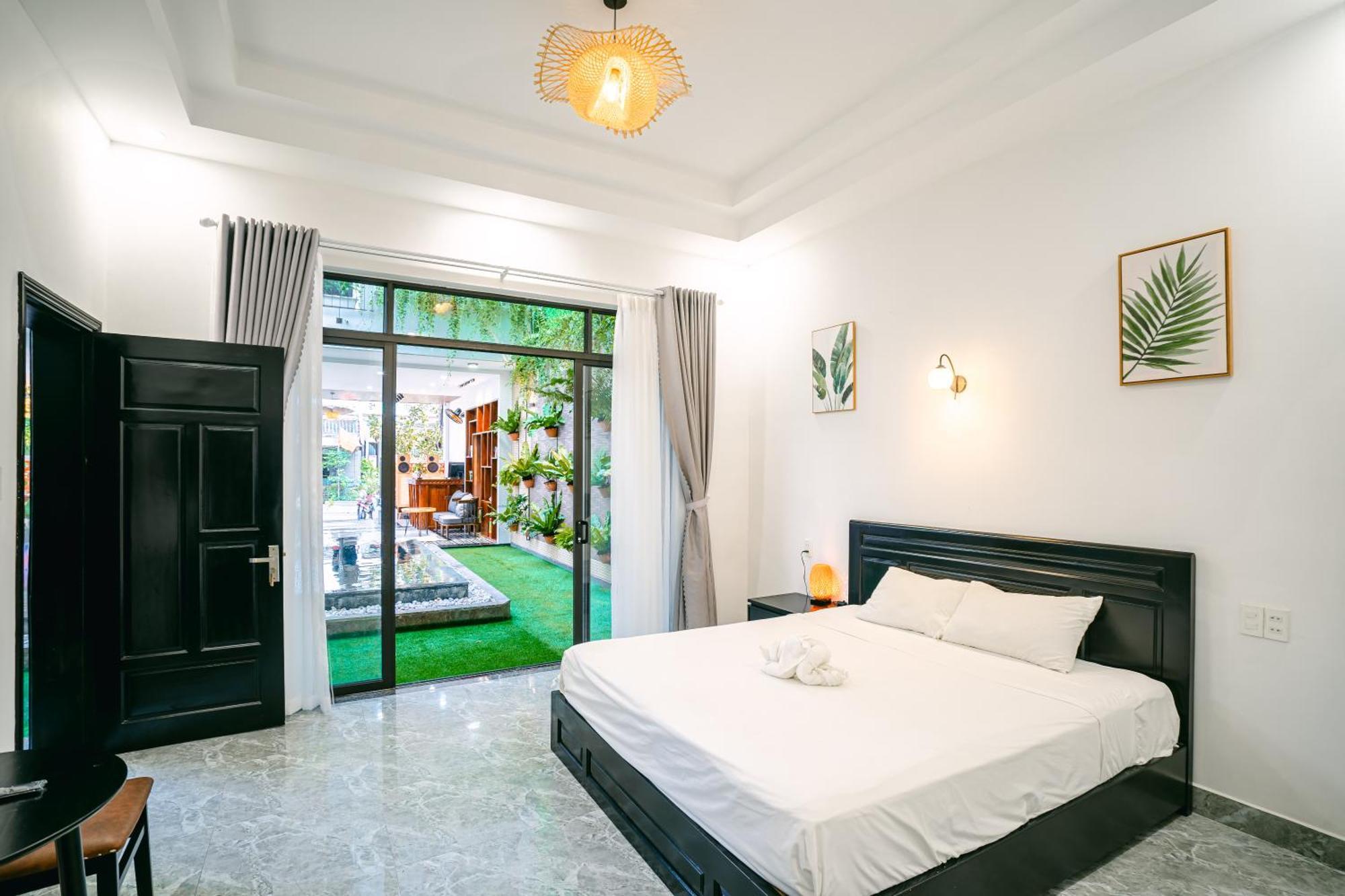 Beach Palm Villa Hội An Buitenkant foto