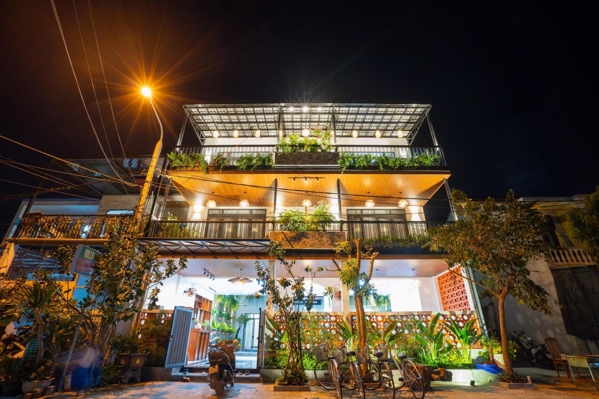 Beach Palm Villa Hội An Buitenkant foto