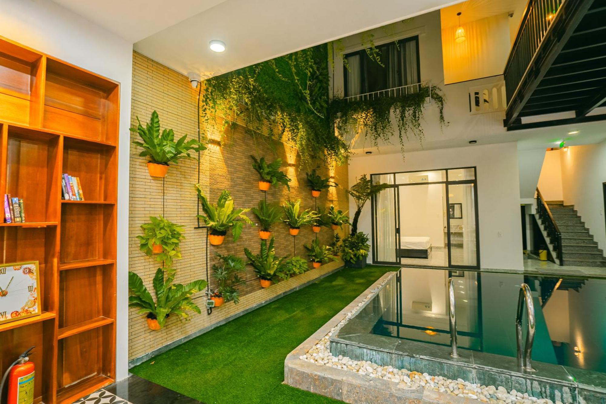Beach Palm Villa Hội An Buitenkant foto
